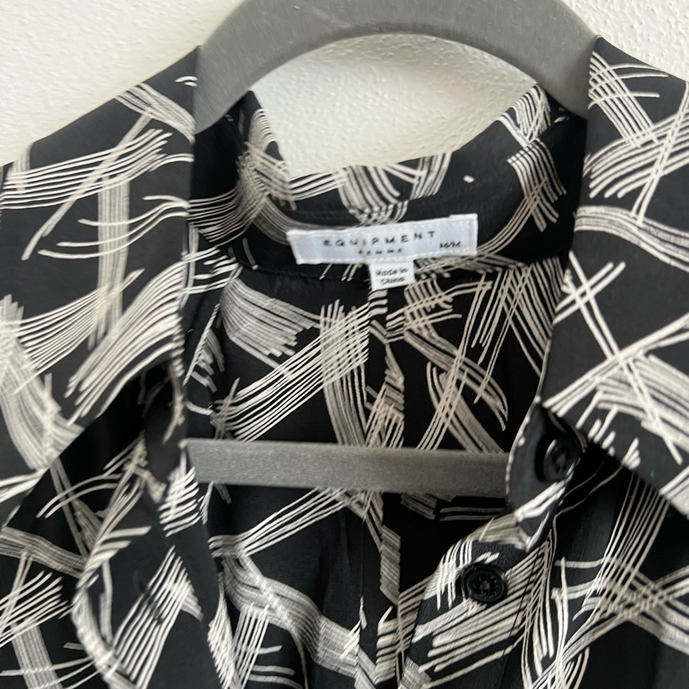 $450 Equipment Women's Black Julee Printed Silk Button-Down Shirt Dress Size M - Picture 3 of 6